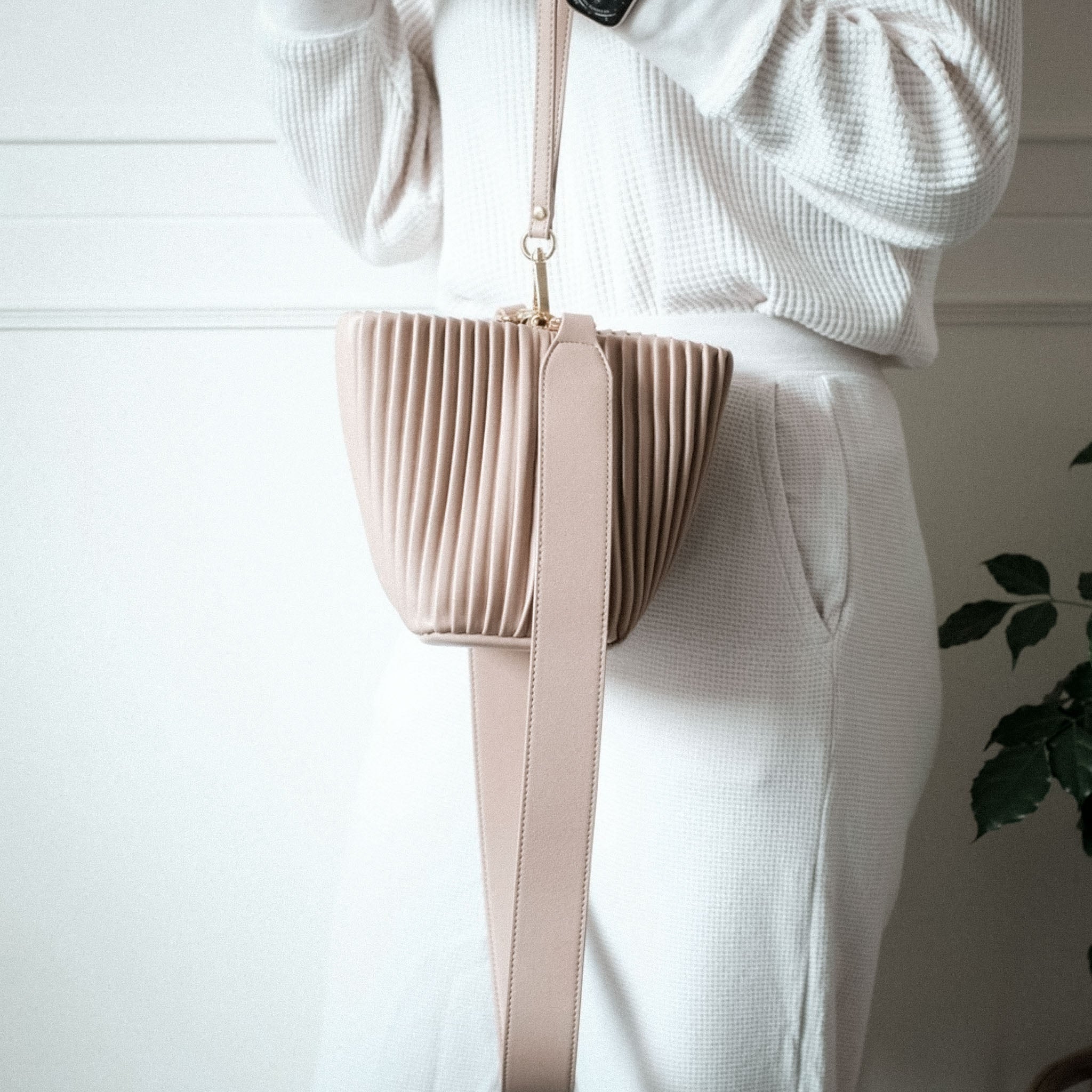 Waves Bucket Bag