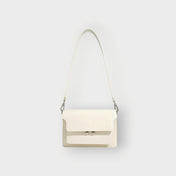 Oyoon Crossbody Bag