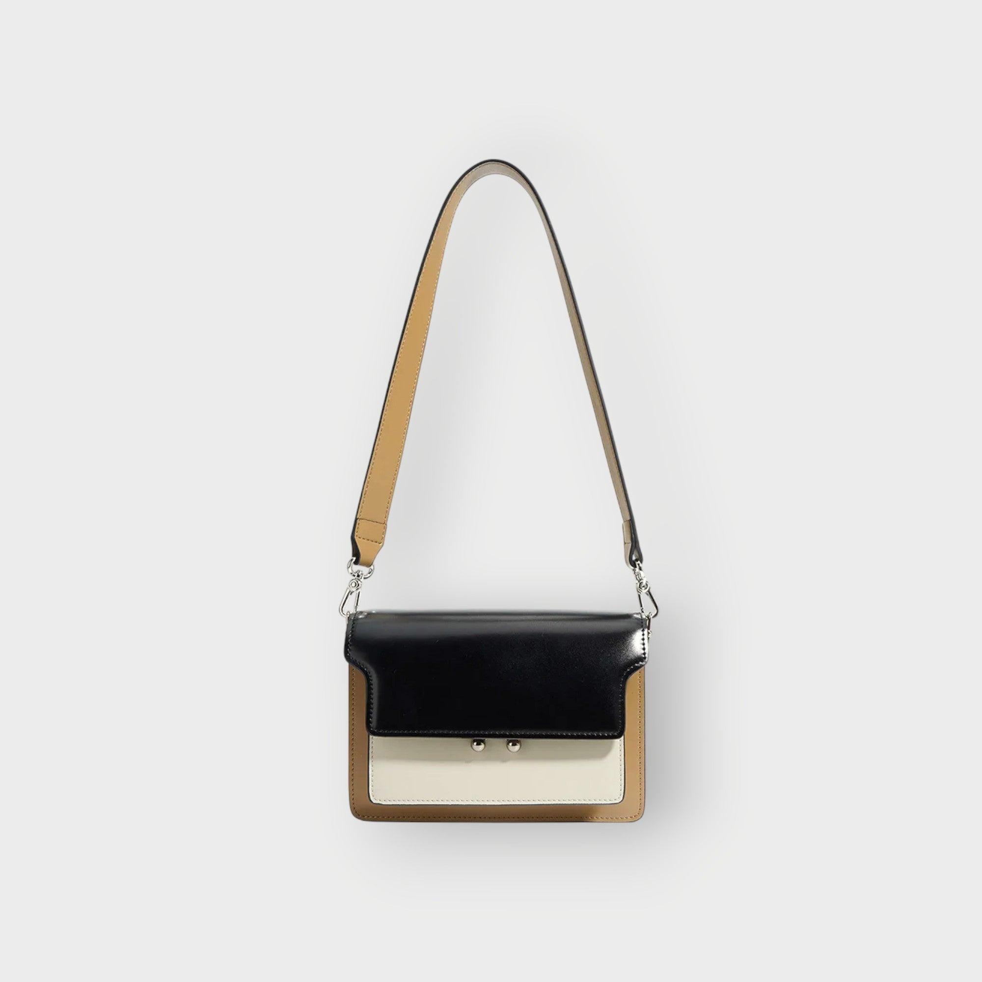 Oyoon Crossbody Bag