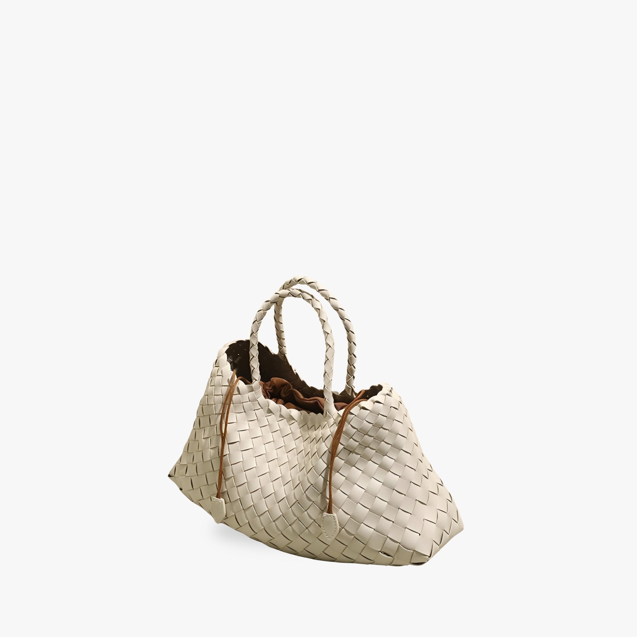 Woven-Queen-Cow-Leather-Handmade-Ivory-Tote-Bag-Bagulia_2.jpg