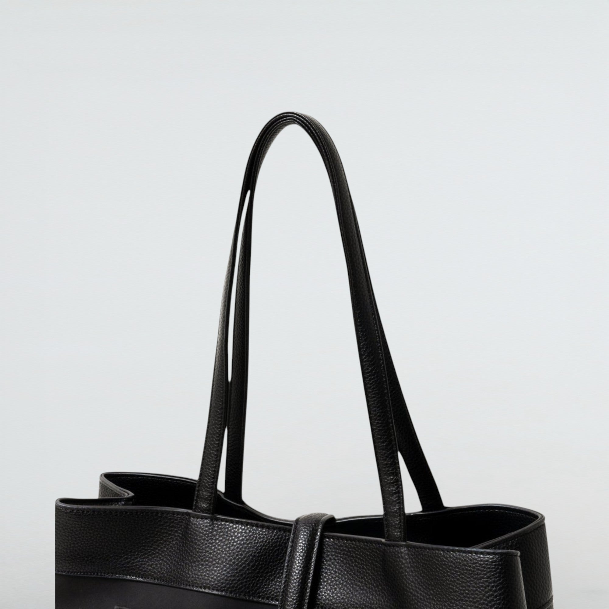 Black Sahara Tote Bag-4