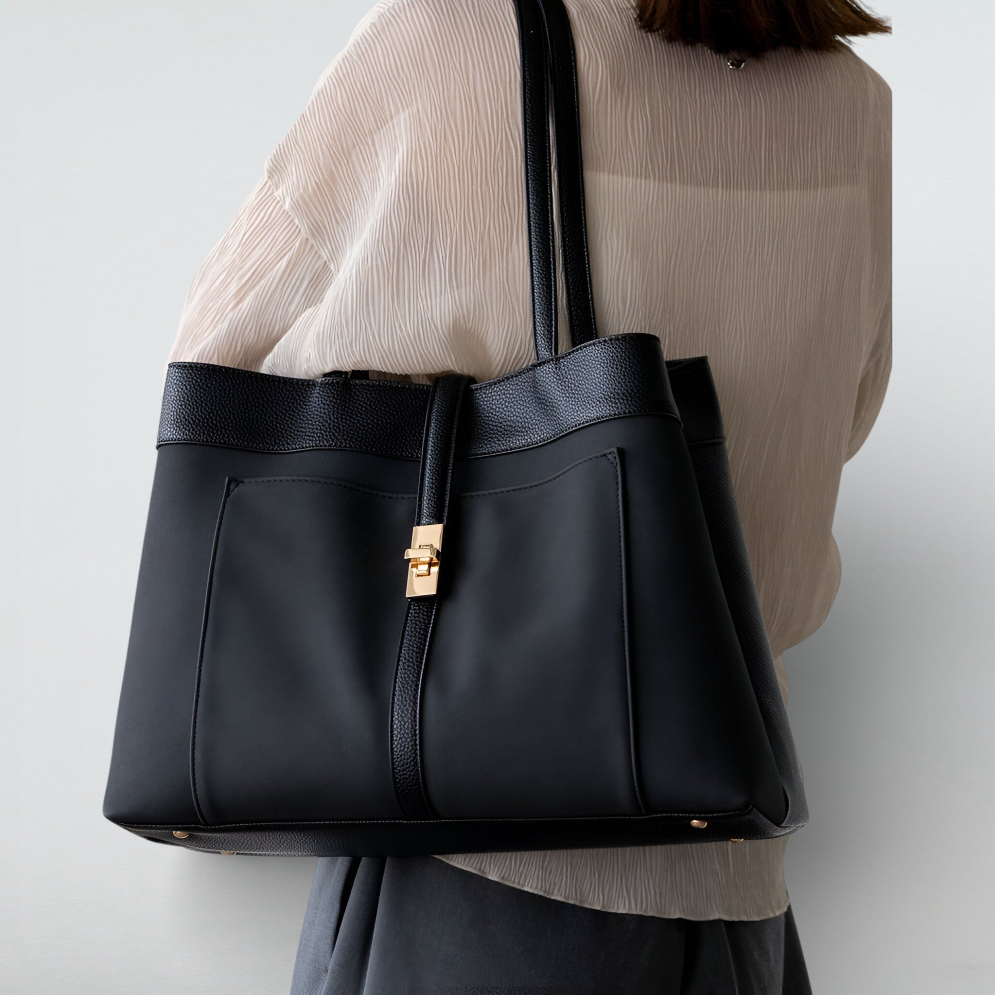 Black Sahara Tote Bag-9