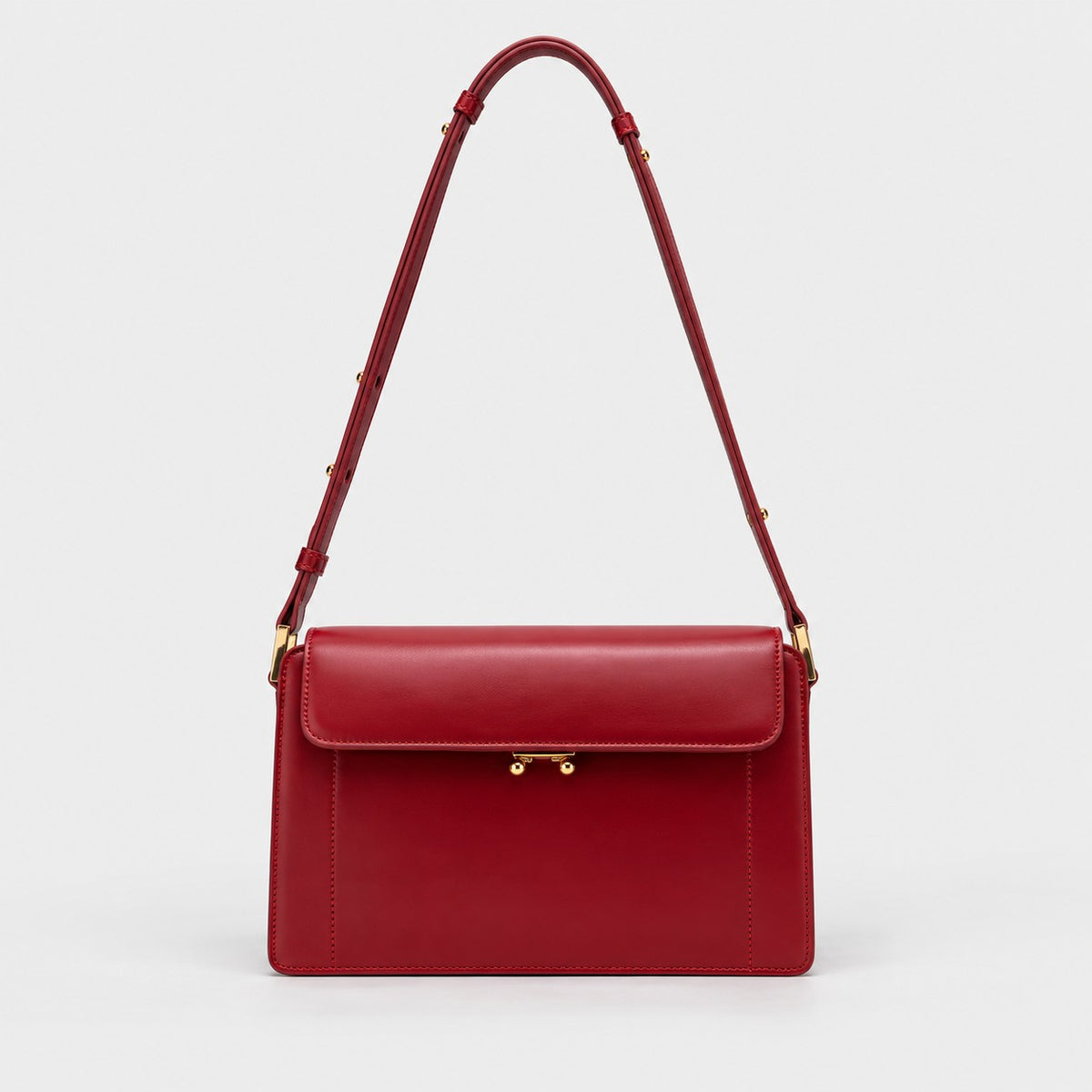 Bagulia Margot leather shoulder bag in red, front view.