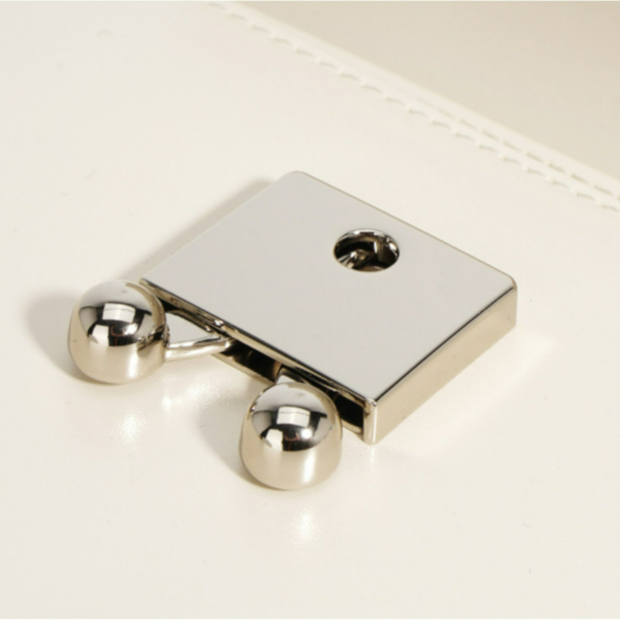 Oyoon Crossbody Bag-10