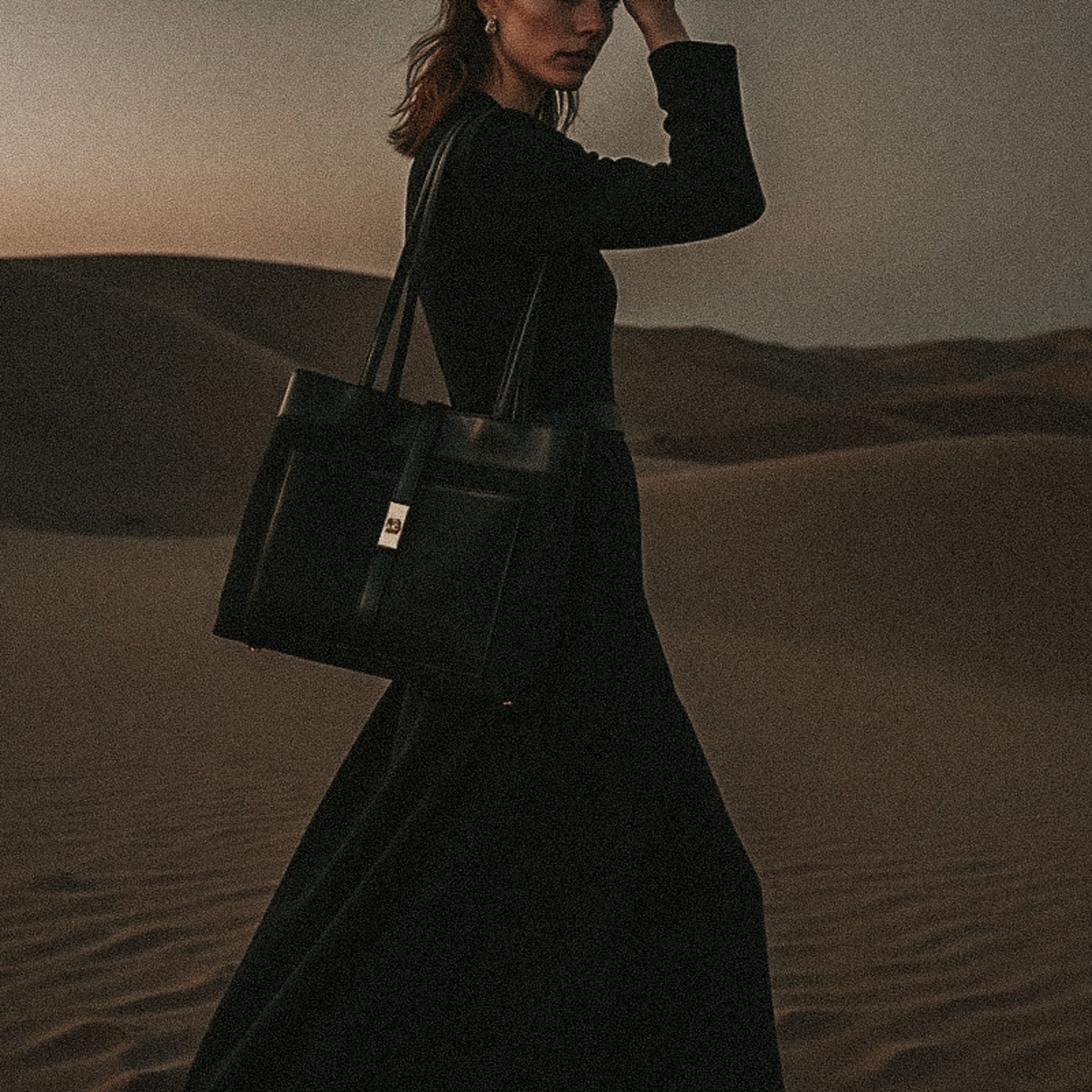 Black Sahara Tote Bag - Tote Bag - Bagulia
