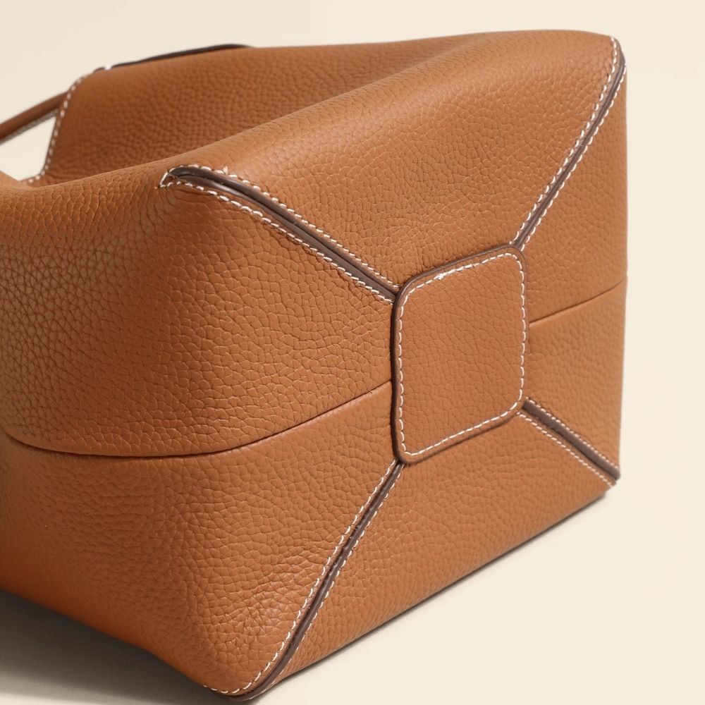 Elly Pebbeled Handbag - Handbag - Bagulia