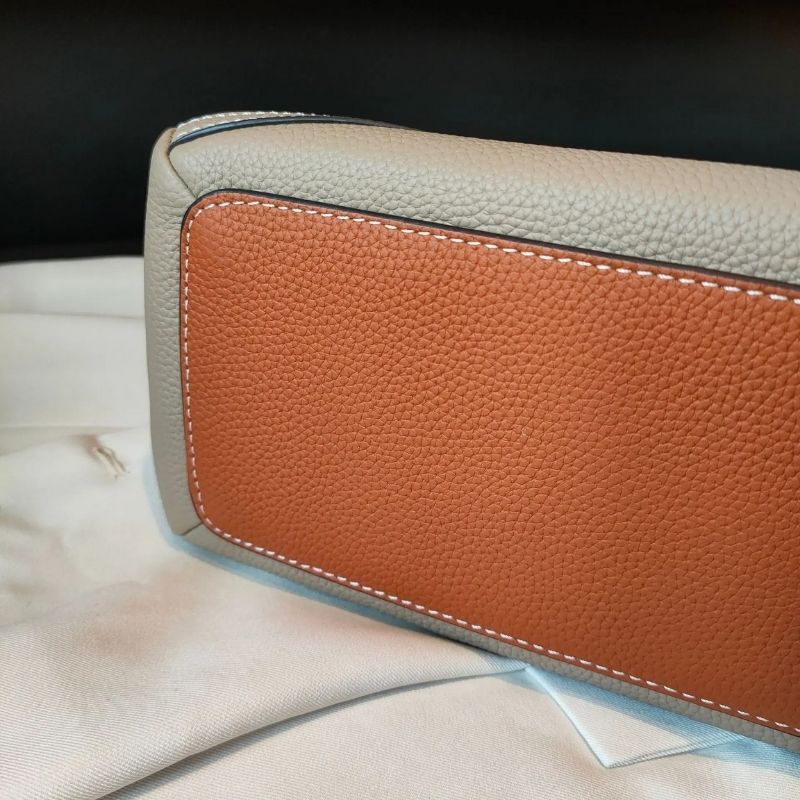 Katherine Bucket Bag - Picture - Bagulia