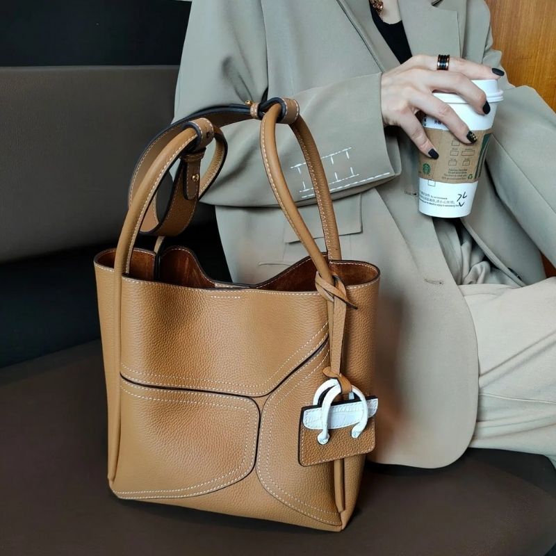 Katherine Bucket Bag - Bucket Bag - Bagulia - Luxury Handmade Leather Bags