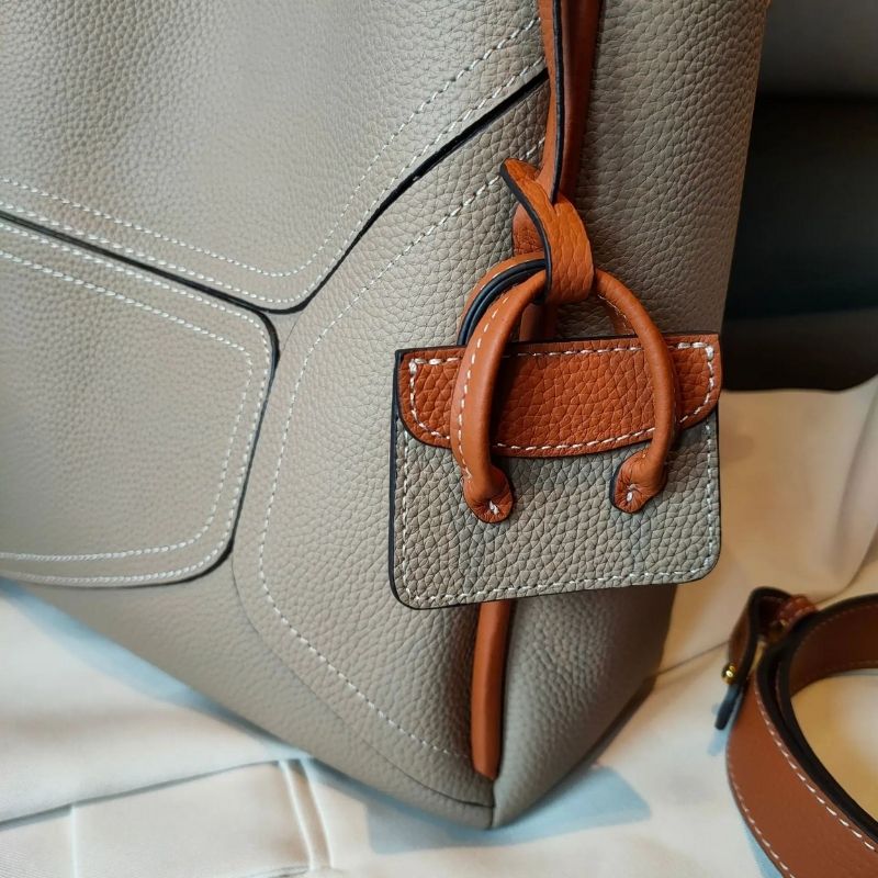 Katherine Bucket Bag - Picture - Bagulia