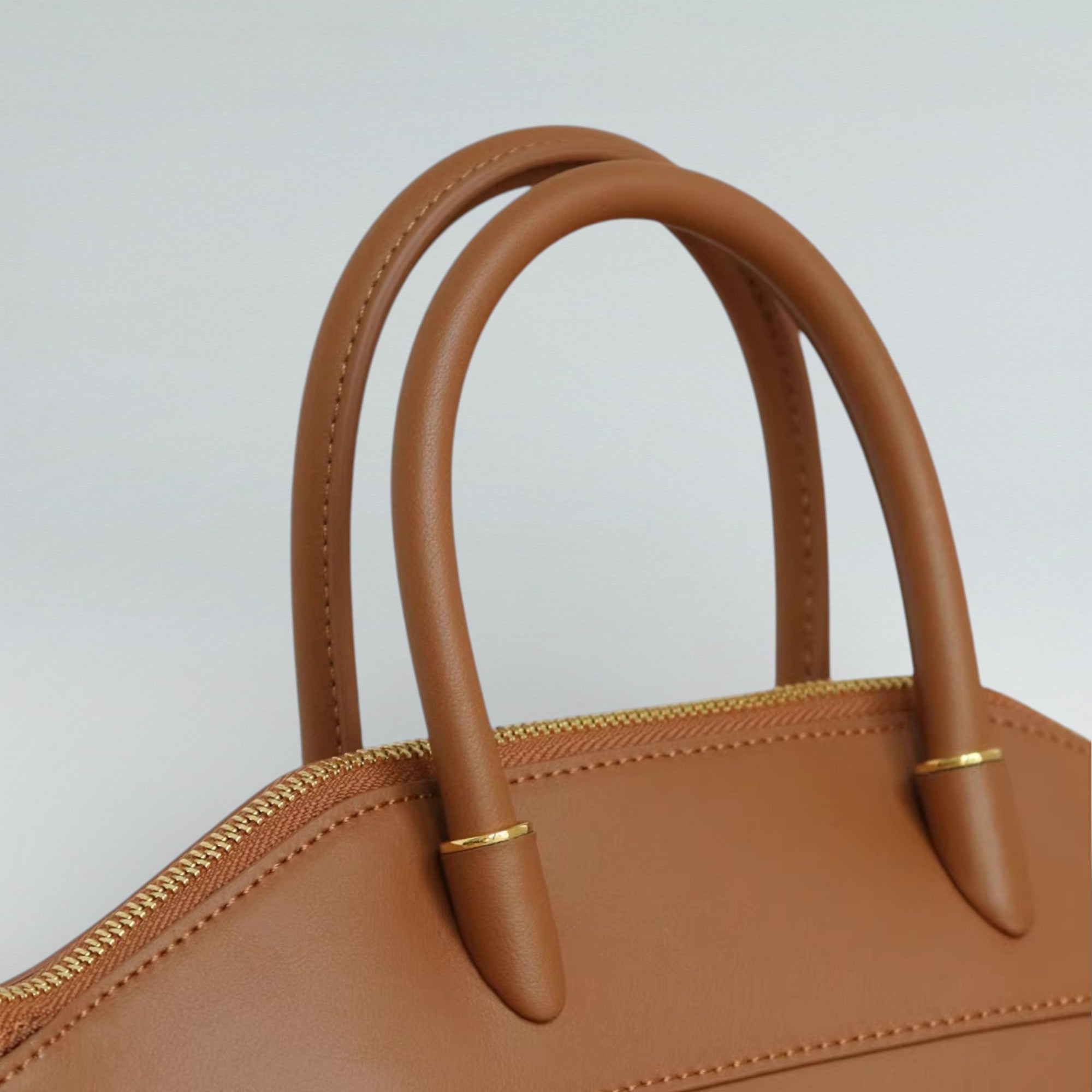 Lady Madonna Zipper Handbag - Bagulia