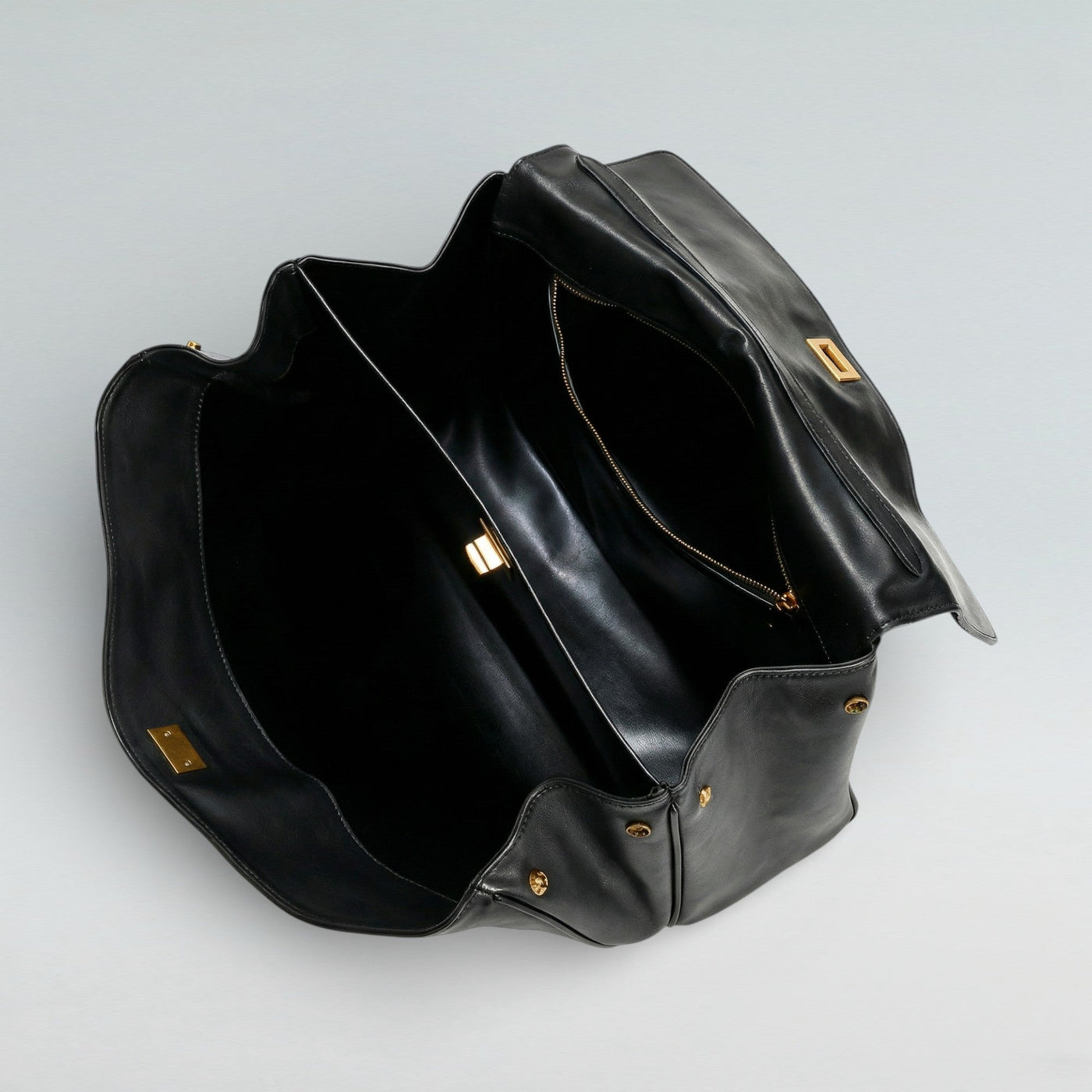 Bagulia Louve Locket Tote Bag in Black Leather — Interior Compartments
