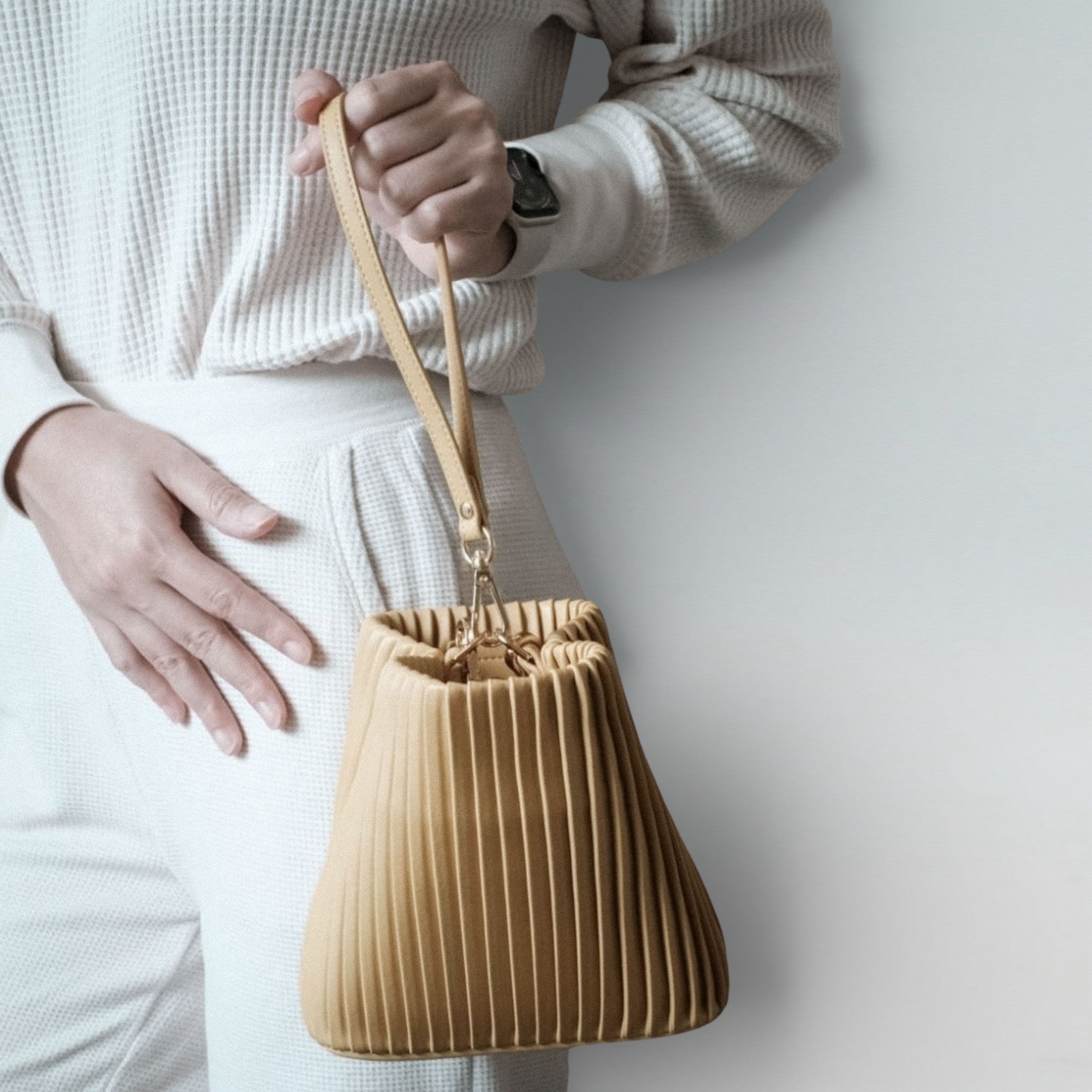 Waves Bucket Bag - Bucket Bag - Bagulia