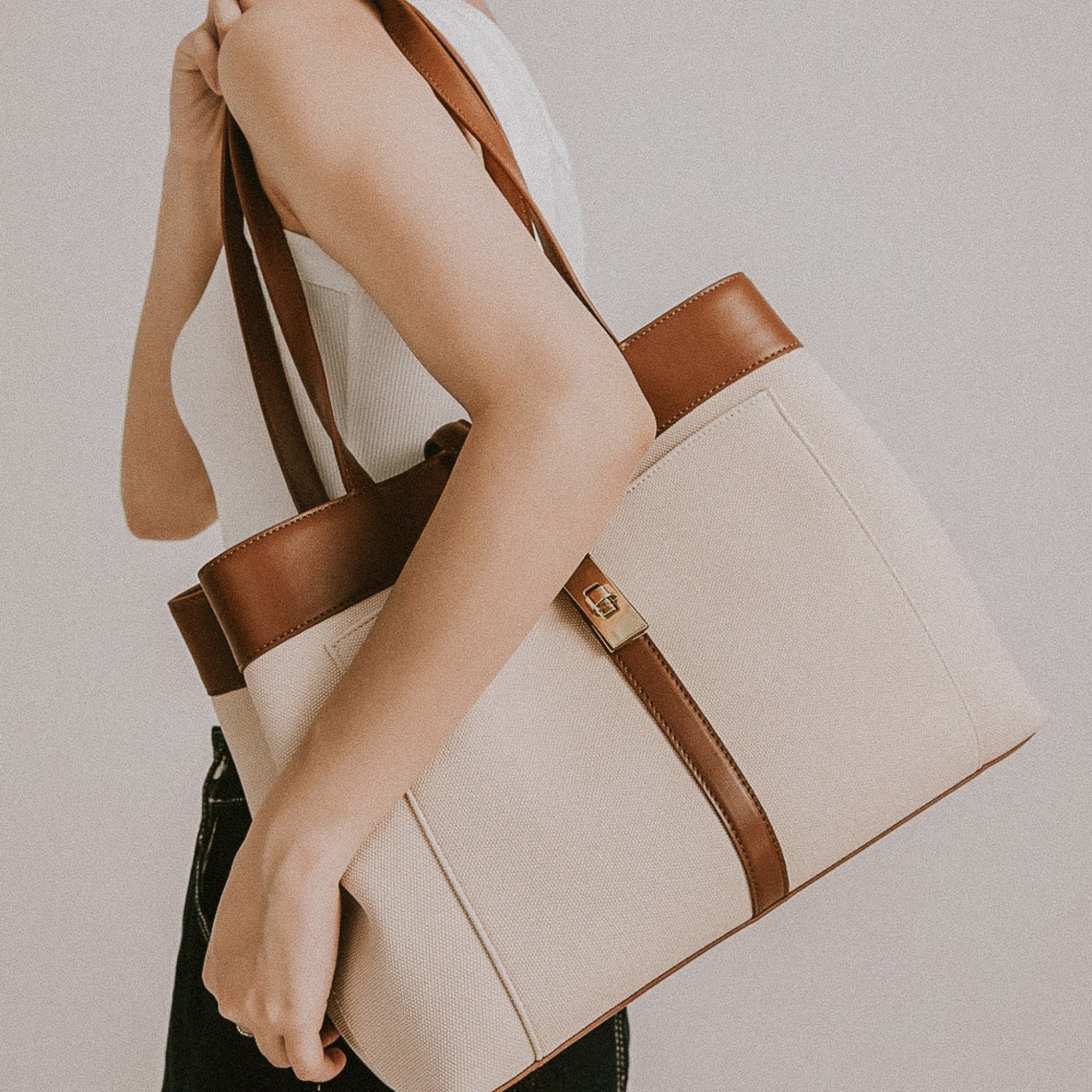 White Sahara Tote Bag - Tote Bag - Bagulia